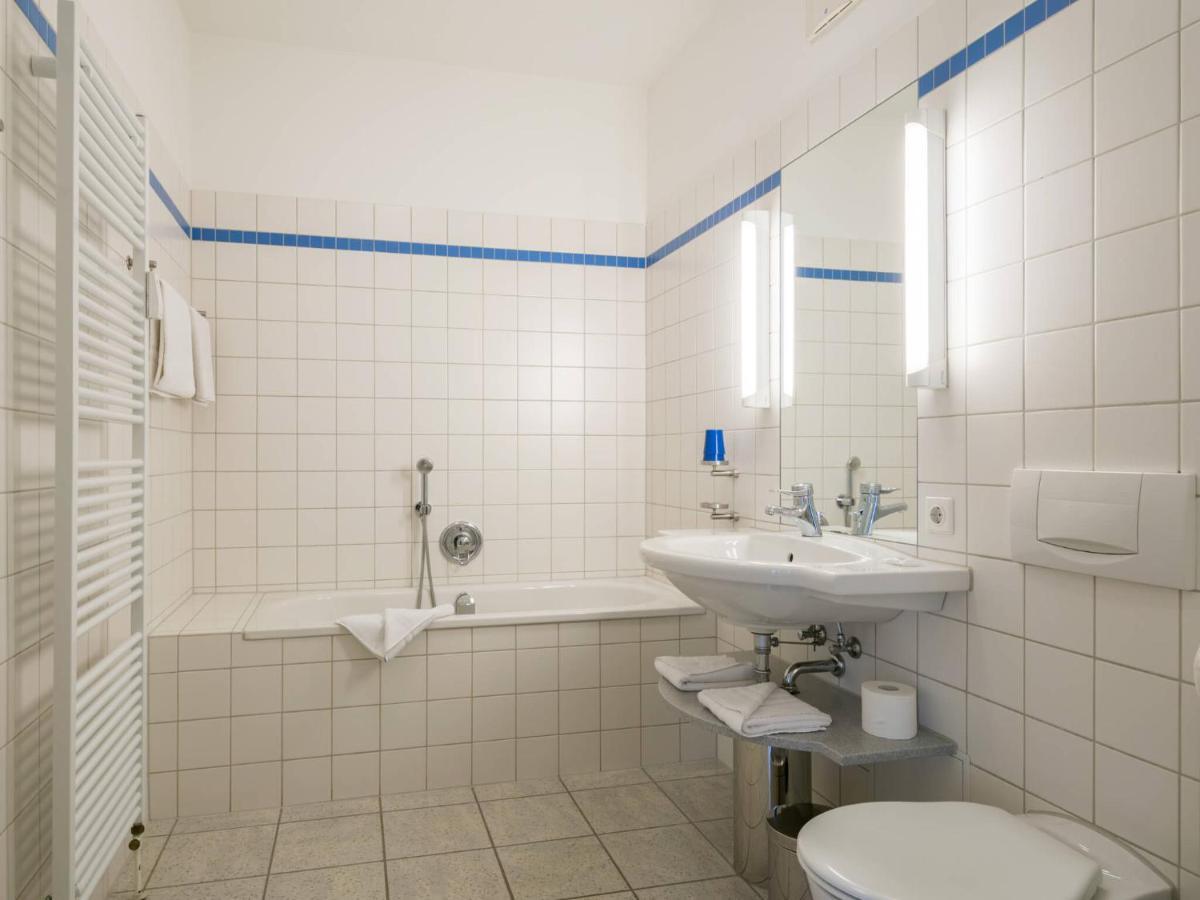 Kaiservillen Heringsdorf - 1-Raum-Ferienwohnung Mit Balkon Dr3 Luaran gambar